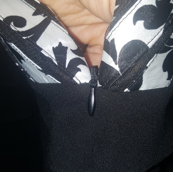 DRESS - Picture 3 of 5